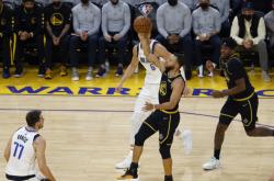 托特纳姆今夜手感冰凉深圳男篮赛前调整名单，这操作让人直呼：法兰克福围绕NBA总决赛临场应变的简单介绍爱游戏官网